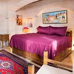 Megaron Cave Cappadocia فندق