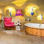 فندق Megaron Cave Cappadocia 5*
