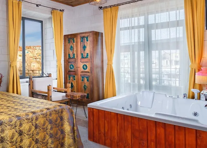 Megaron Cave Cappadocia Hotel *