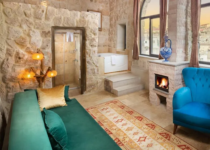 Megaron Cave Cappadocia Hotel *